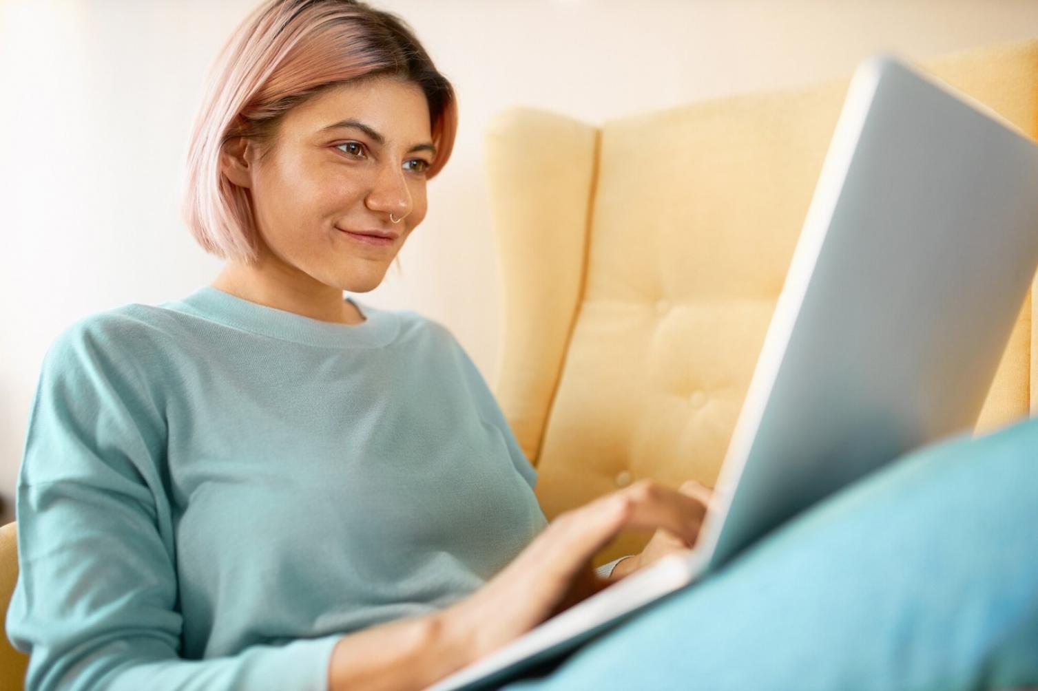 Environnement de travail collaboratif avec documents financiers